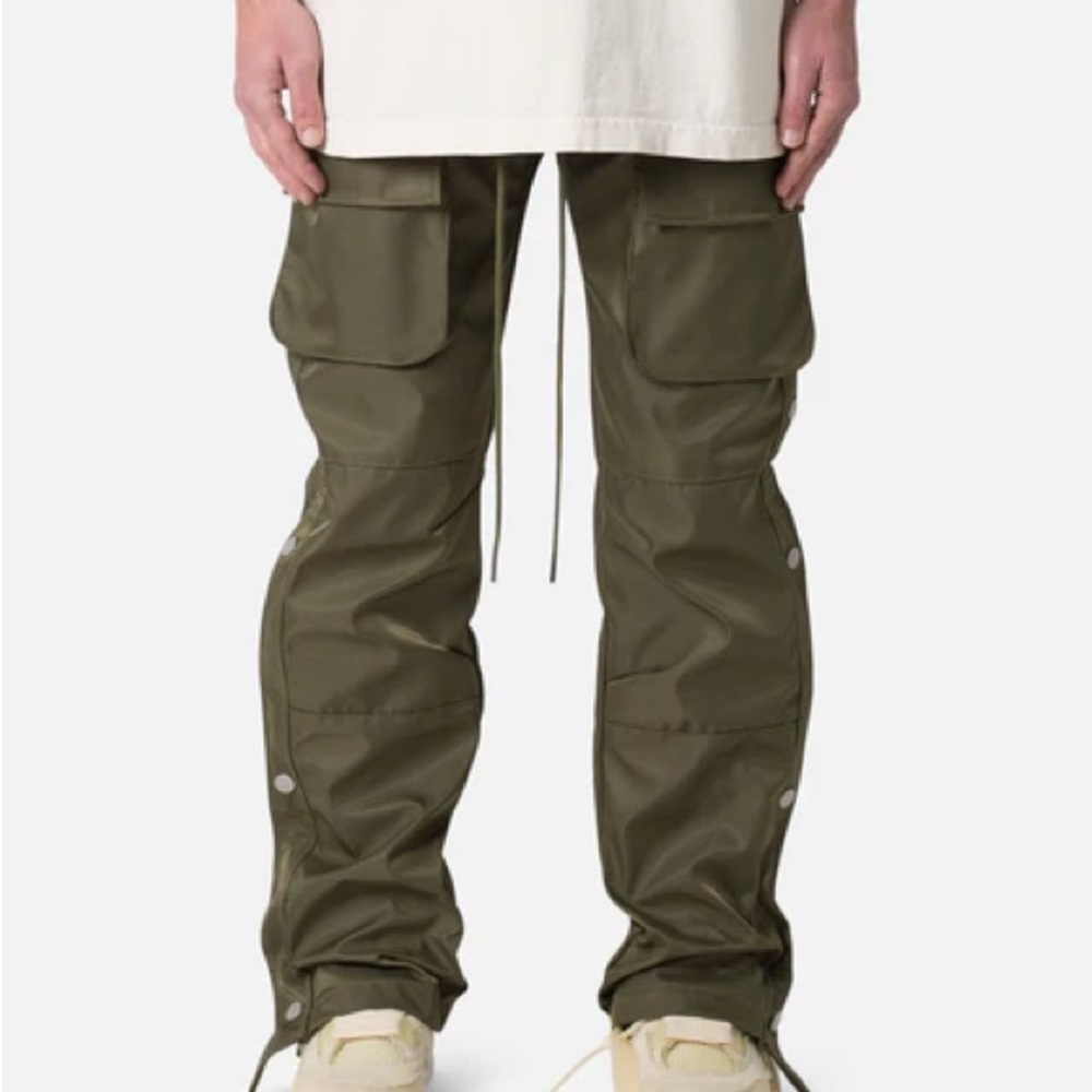 MNML Olive Green Cargo Pants with Snap Details